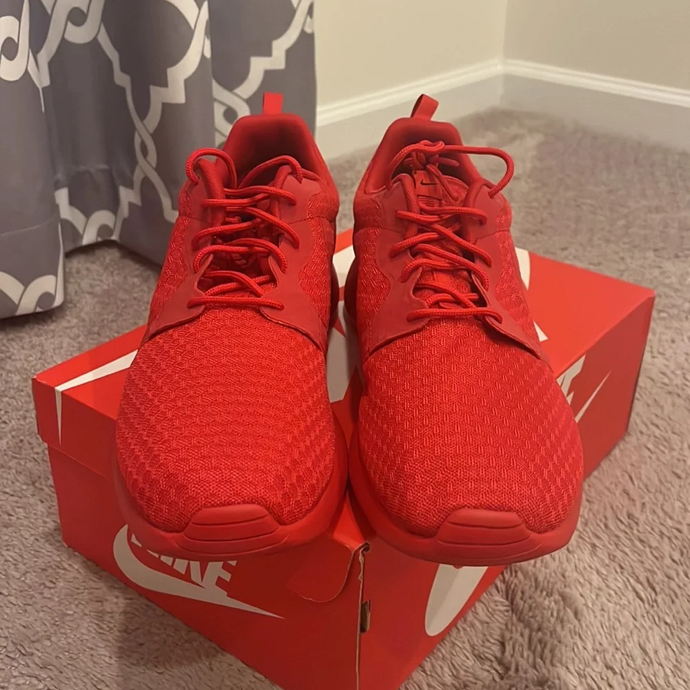 Nike Rosherun Roshe One HYP Shoes Sneakers new Red October 636220 660 Mens Sz 13